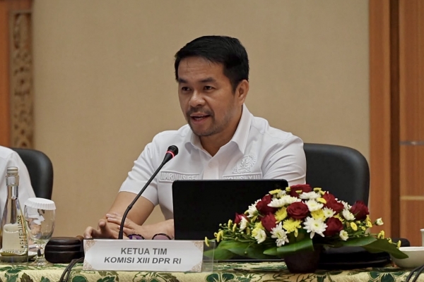 Marinus Gea Tegaskan Harmonisasi Regulasi Daerah Tak Sekadar Teknis Penulisan