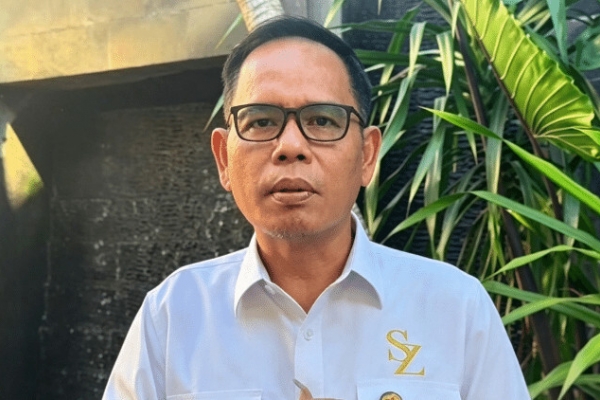 Tepis Isu Efisiensi Anggaran, Ketua DPRD Surabaya Tegaskan Dana Banpol Penting untuk Edukasi Gen Z