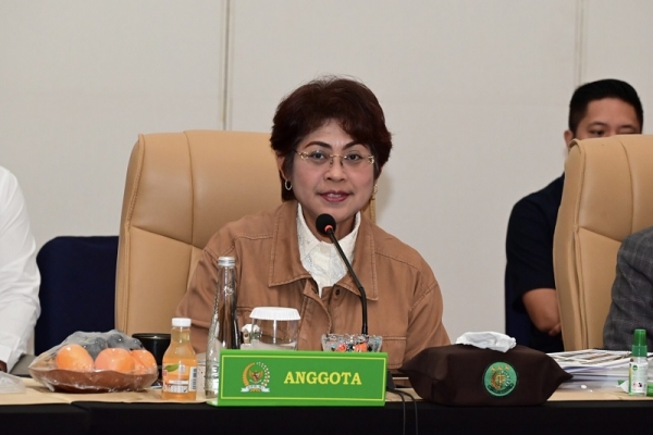 Mercy Barends Minta Aparat Penegak Hukum Kedepankan Pendekatan yang Berkeadilan di Malifut