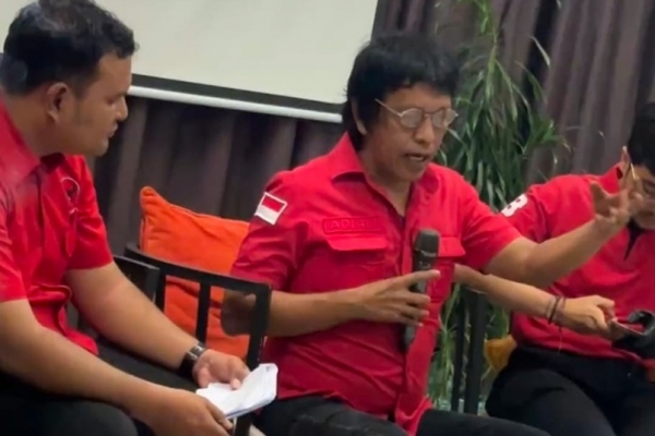 Adian Napitupulu Kenang Perjuangan Cetak Ribuan Selebaran Secara Manual Lawan Orde Baru