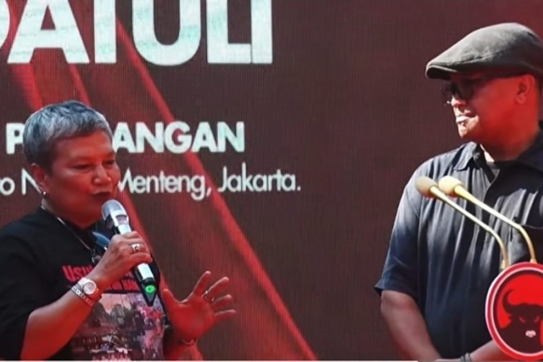 Ribka Tjiptaning Ungkap Momen Mencekam Kudatuli: Jahit Korban Pakai Benang Baju Tanpa Bius!