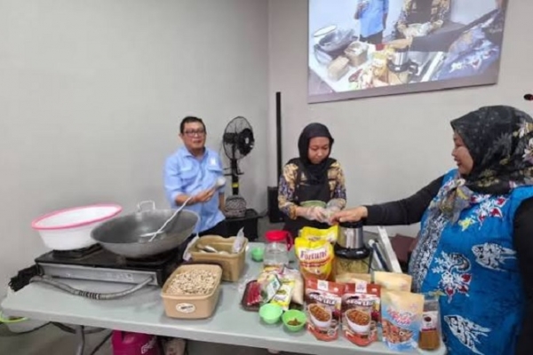 Sonny Danaparamita: Perkuat Hilirisasi Sektor Perikanan Lewat Integrasi Rantai Ekonomi Hulu ke Hilir