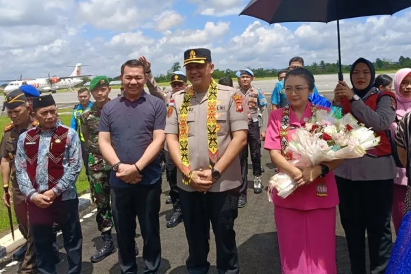 Sambut Kapolres Baru, Bupati Fransiskus Tekankan Sinergi dan Kondusivitas Kapuas Hulu