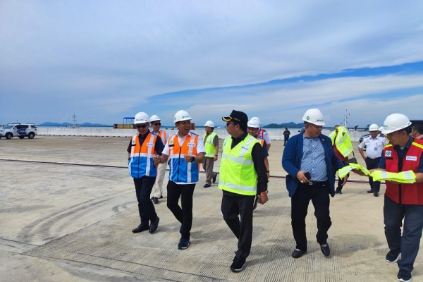 Lasarus: Pelabuhan Kijing Tak Akan Pernah Maksimal Jika Tol Pontianak–Singkawang Belum Tuntas 