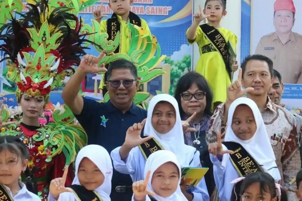 Miss Peuru Komitmen Terus Dukung Penguatan Ekosistem Literasi Untuk SDM Berkualitas
