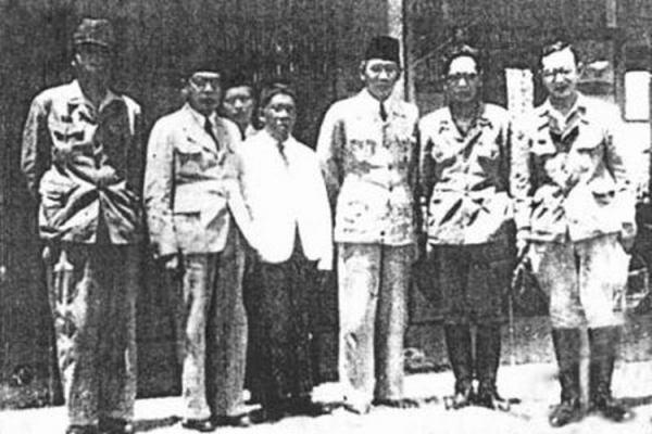 Gelombang Kejut Hiroshima dan Panggilan Misterius dari Utara