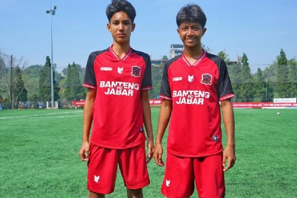 Tembus Seleksi Ketat, Dua Pesepak Bola Muda Depok Perkuat Tim Jabar Banteng di Soekarno Cup 2026