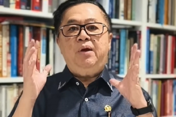 Darmadi Ingatkan Total Utang Pinjol Rakyat Indonesia Tembus Rp105,14 Triliun: Prestasi atau Alarm?