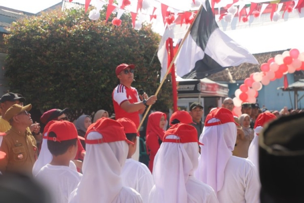 Parosil Buka Lomba PBB di Kebun Tebu, Tekankan Pentingnya Kedisiplinan Generasi Muda
