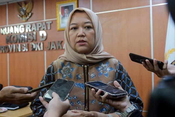 Yuke Yurike Minta Pemprov Perketat Pengawasan Pengolahan Sampah di Kawasan Komersial