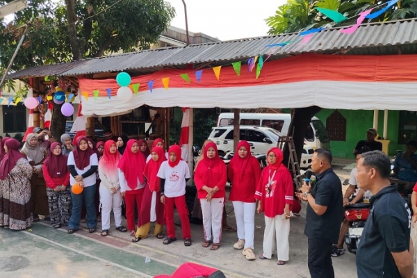 Cegah DBD Hingga ke RW, Yulius Setiarto dan Ranting Alam Jaya Kompak Turun ke Warga