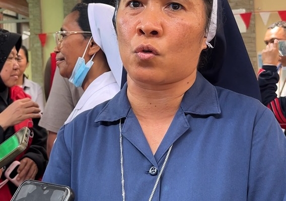 Jalan Terputus Tak Surutkan Langkah PDI Perjuangan, Klinik Panti Nirmala Ucapkan Syukur atas Bantuan Obat-obatan