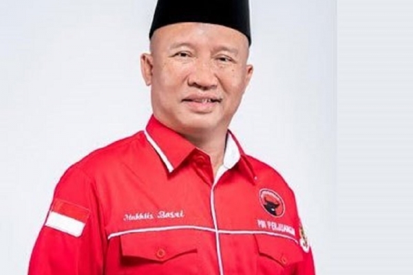 Mukhlis Rayakan Kemerdekaan Bersama Masyarakat dari Berbagai Kalangan di Lampung Barat