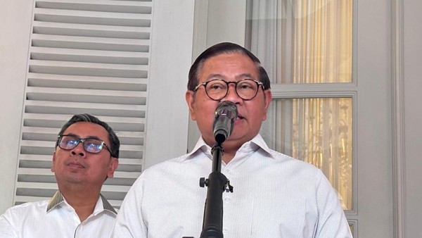 Antisipasi Kecelakaan, Pramono Minta Pedagang di Luar Pasar Induk Kramat Jati Direlokasi