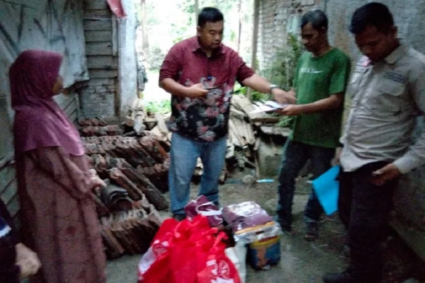 Yudha Puja Turnawan Dorong Pemkab Garut Carikan Solusi Untuk Janda Miskin di Mekarsari
