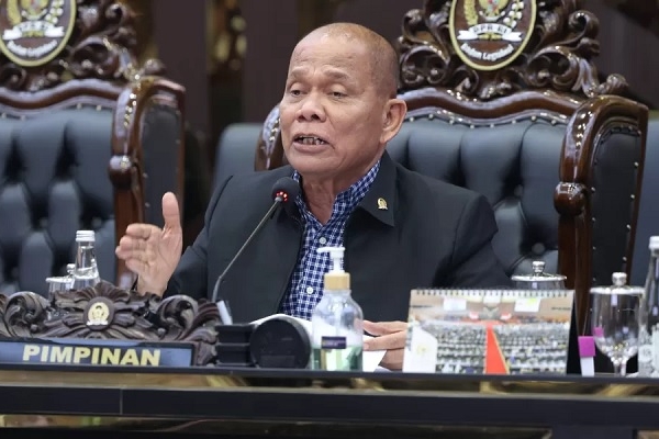 Sturman Panjaitan Pertanyakan Pemakaian Istilah Asing OTT dan UGC dalam RUU Penyiaran