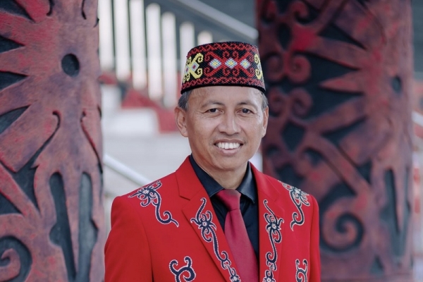 Dewan Adat Dayak Sintang Soroti Instruksi Presiden: Cabut Perda Bukan Solusi Karhutla