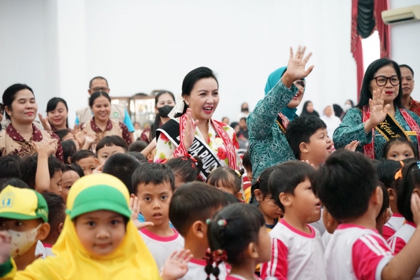 Karolin Paparkan Lompatan Akreditasi PAUD Landak Capai 87,1 Persen