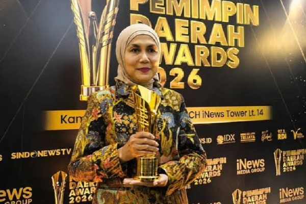 Ekonomi Kendal Tumbuh 7,99 Persen, Bupati Tika Raih Pemimpin Daerah Awards 2026