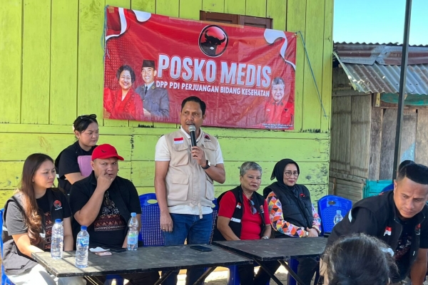 Respons Bencana Gempa Flores, PDI Perjuangan Gelar Pengobatan Gratis di Manggarai