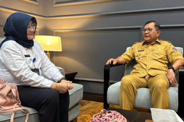 Bupati Buleleng Ajak Masyarakat Dengarkan Siaran RRI Singaraja
