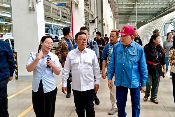 Kunjungi Pabrik BYD Subang, Cornelis Dorong Hilirisasi Nikel Indonesia Diperkuat