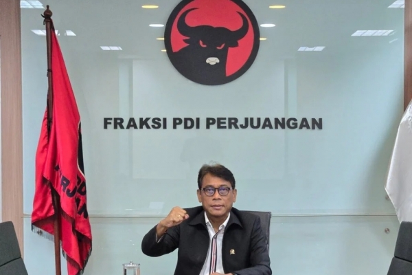 Kariyasa Dorong RUU Masyarakat Adat Beri Kepastian Hukum Pura Luhur Poten Bromo