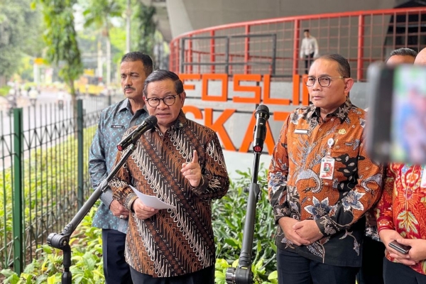 Gubernur Pramono Anung Minta Pedagang Masker Tak Timbun Barang