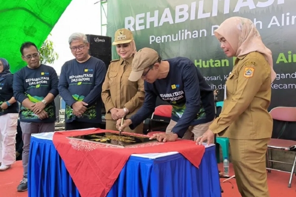 Kendal Rehabilitasi DAS Bodri dengan Menanam Sekitar 260 Ribu Pohon di Lahan Seluas 650 Ha 