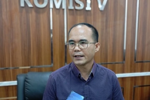 Abu Vulkanik Anak Krakatau Meluas, DPRD Banten Desak Pengawasan Harga Masker