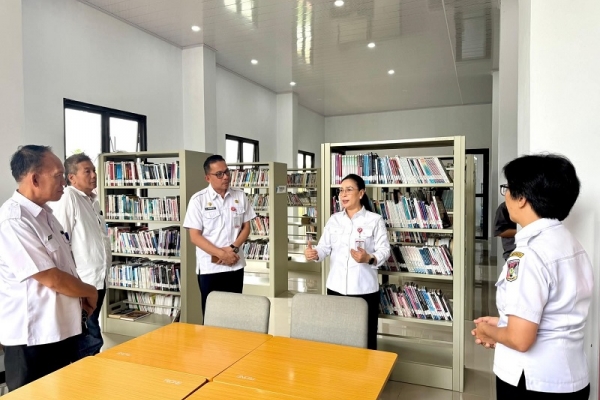 Vanda Sarundajang Dorong Budaya Membaca, Menulis, Berpikir Kritis di Era Digital