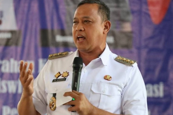 Wali Kota Bekasi Ingatkan Warga Untuk Tidak Bakar Sampah
