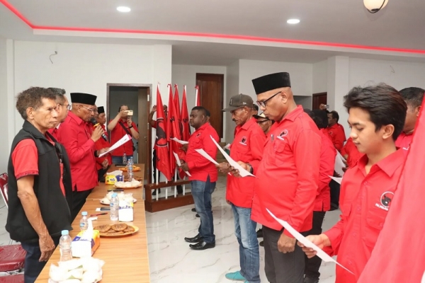 PAC PDI Perjuangan Se-Kota Jayapura Resmi Dikukuhkan, BTM Minta Kader Turun ke Rakyat