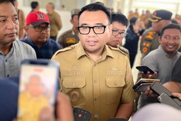 Bupati Kukar Tidak Setujui Tangga Arung Square Jadi Pasar Basah