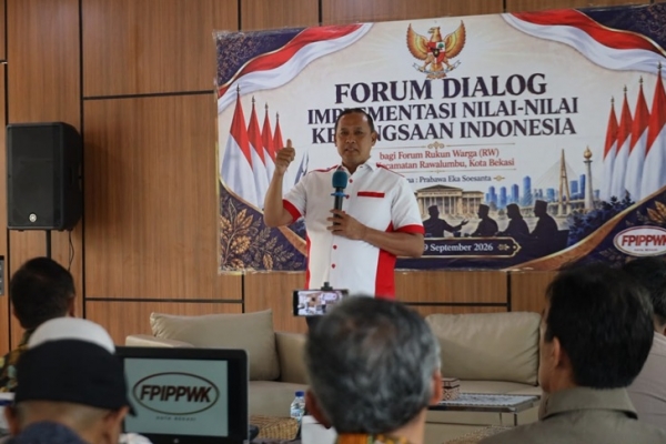 Mulai Januari 2027, Wali Kota Bekasi Tri Adhianto Berkantor di Pos RW