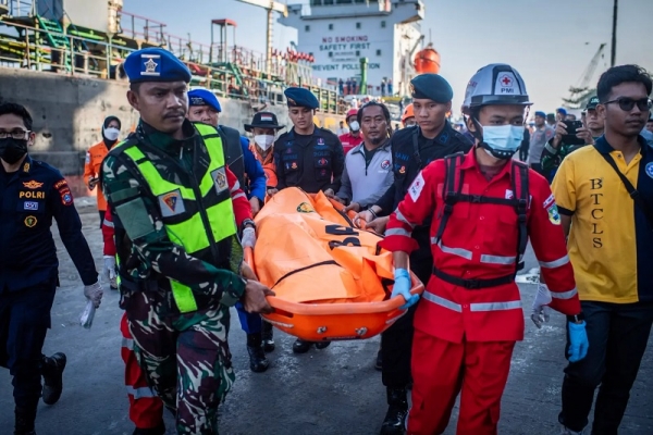 Lasarus Desak Operasi SAR Kapal Virgo Transpor 8 Terus Dilanjutkan 