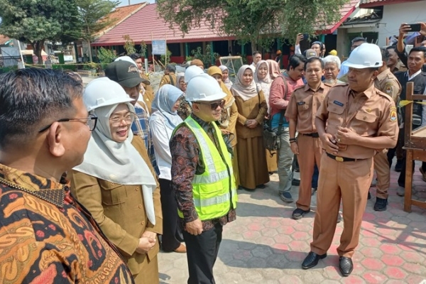 Kabupaten Cirebon Peroleh Bantuan Rehabilitasi Untuk 83 Sekolah Dasar
