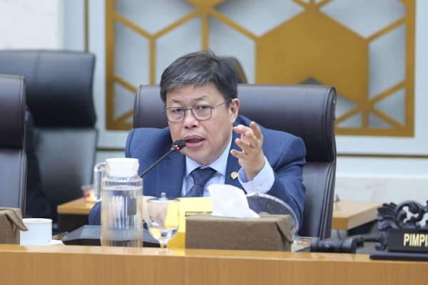 Alex Indra Lukman Minta Pemerintah Evaluasi Pemetaan Daerah Rawan Karhutla