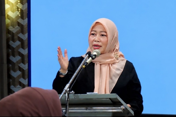Hari Batik Nasional 2026: Anggota DPR RI Dorong Penguatan Ekonomi Perajin dan Pedagang Batik Madura