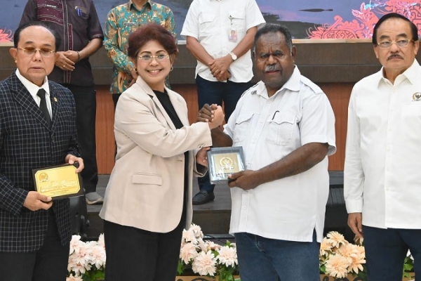Mercy Barends: Kewenangan Asimetris Perlu Diperkuat Dalam RUU Daerah Kepulauan