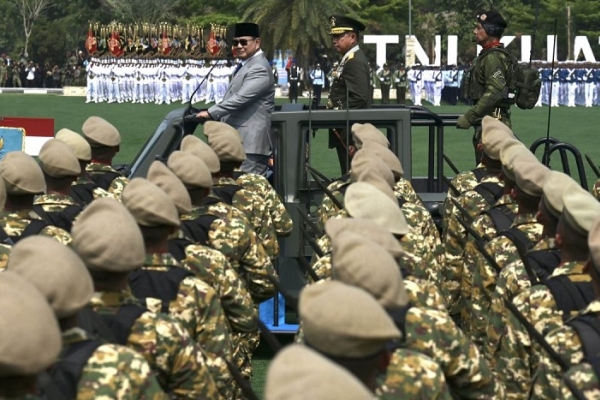 Pertahanan Semesta dan Wajib Militer
