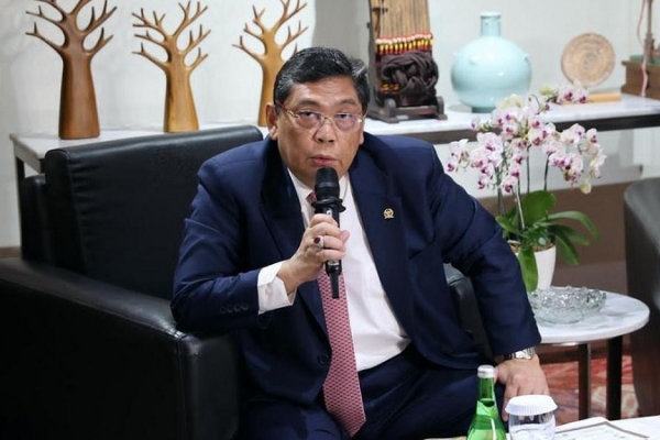 Soal Ijazah Gibran; PDI Perjuangan Akan Telaah Putusan MK, Libatkan Sekjen Hasto dan Puan