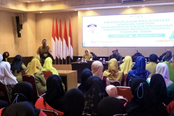 Bupati Gresik Minta Program Bunda Puspa Tidak Berhenti Pada Pelatihan 