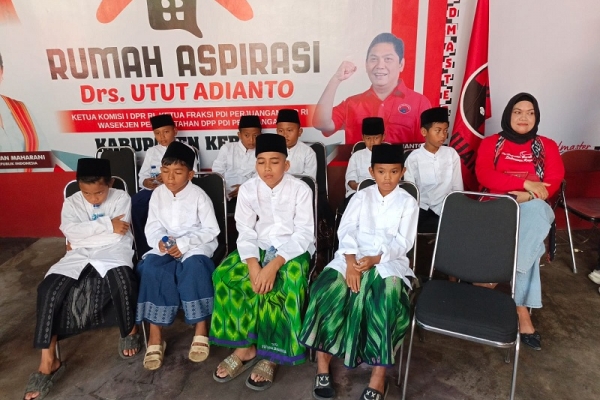 Dapur Marhaen PDI Perjuangan Kebumen Diwarnai Sunatan Massal