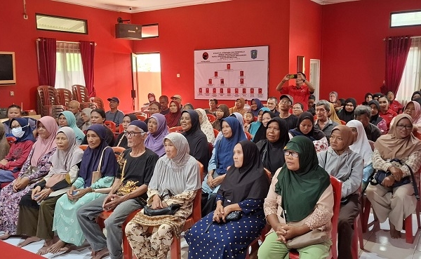 PDI Perjuangan Kabupaten Belitung Bersama Yayasan Rudi Center Salurkan 1.000 Paket Beras di 5 Kecamatan