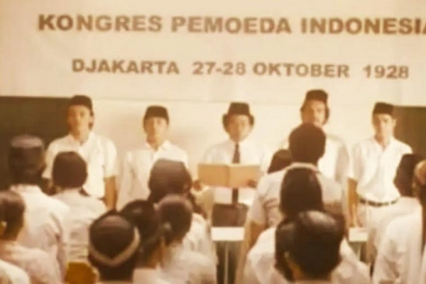 Ki Hajar yang Absen, Soenario yang Sakit, dan Agenda Pendidikan yang Diselamatkan di Menit Terakhir