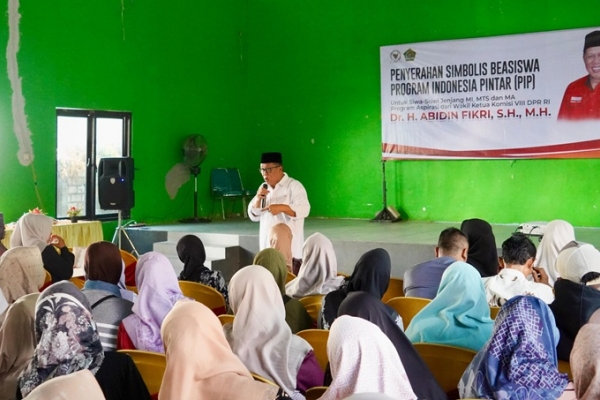 Dana PIP Siswa MTs di Bojonegoro Disunat, Abidin Fikri Minta Kemenag Usut