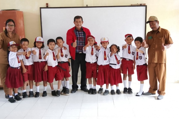 Fraksi PDI Perjuangan DPR RI Alokasikan Anggaran Revitalisasi untuk 10 Sekolah di Kabupaten TTS