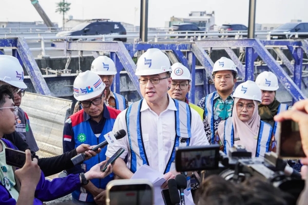 Tinjau Flyover Latumenten,Kenneth Sebut Progres Capai 83 Persen dan Siap Beroperasi Januari 2027