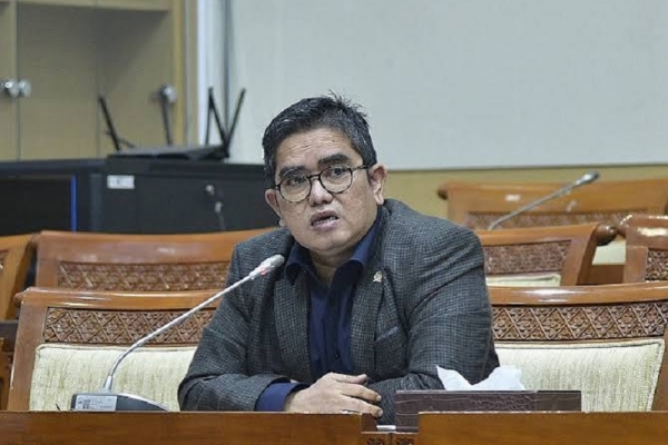 Gus Falah Dukung Kapolri Larang Vape